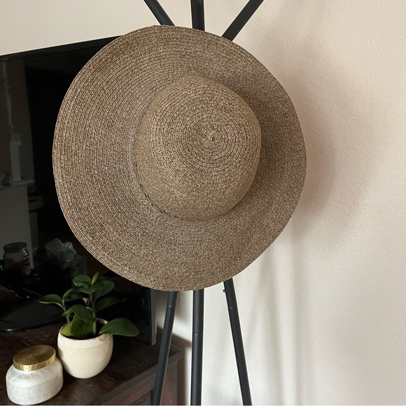Wide Brim Floppy Hat - Picture 4 of 7